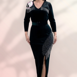 فستان قطيفه طويل سلاسل 