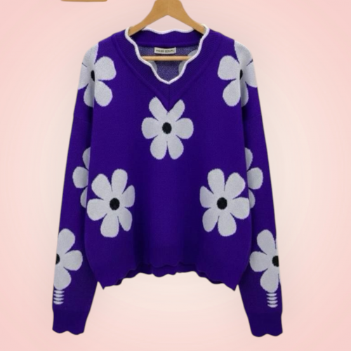 بلوزه  صوف رسمة ورده حفر 