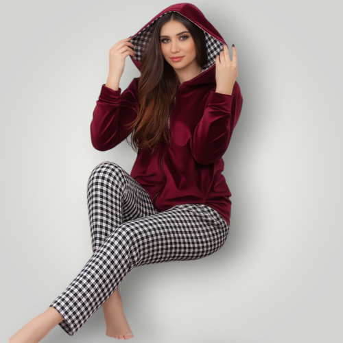 ترنج قطيفه بنطلون كاروهات 