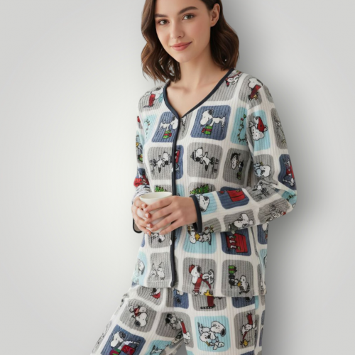 بيجامه قطيفه مضلع بطابع سنوبى 